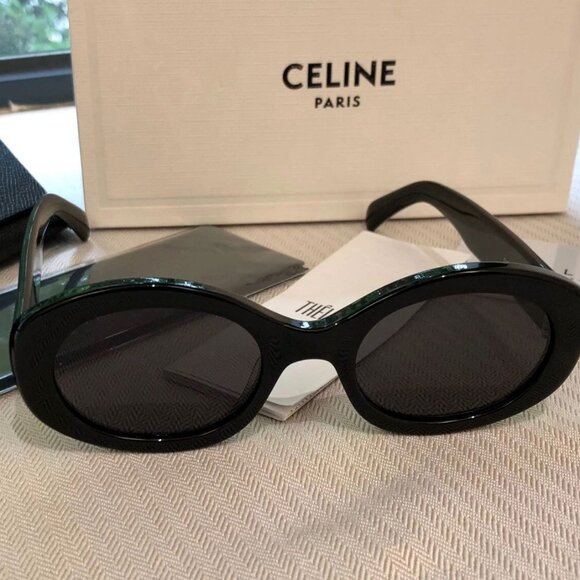 Celine CL40194 Triomphe Oval Women's Sunglasses Travel Authentic + Original Box - Picture 1 of 6